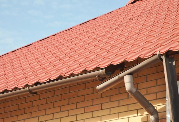 Loose Gutter Repair in Winter Park