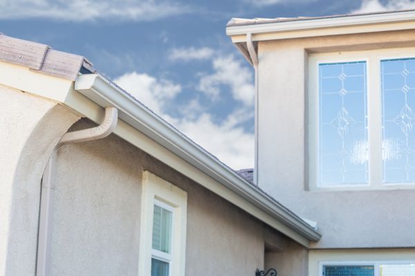 Continuous Gutter Installation in Winter Park